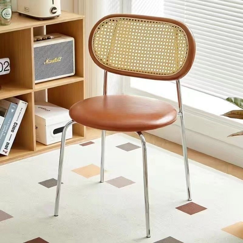 เก้าอี้พักผ่อนและเก้าอี้รองรับพนักพิงบ้านที่ทันสมัย 