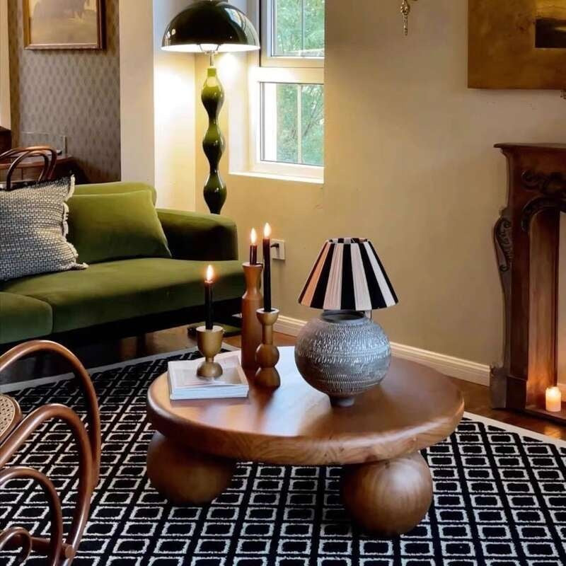 Solid Wood Table, Round Coffee for Home Living Room, Modern Style Small Table