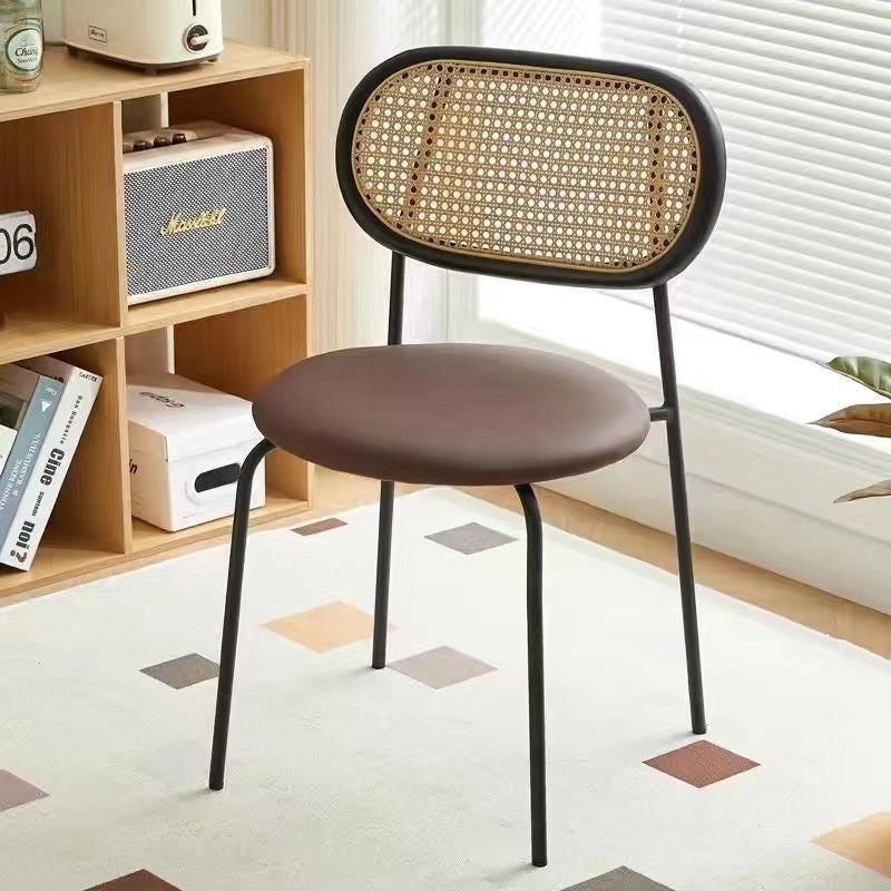 เก้าอี้พักผ่อนและเก้าอี้รองรับพนักพิงบ้านที่ทันสมัย 