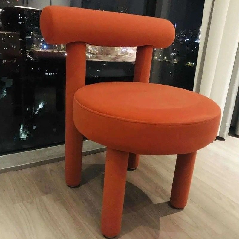 ออกแบบรูปลักษณ์ความกว้างและความหนาขึ้นออกแบบมินิมอลบ้านห้องนอนด้านหลังเก้าอี้สตูลสไตล์เพื่อรองรับเก้าอี้สีแดงแต่งหน้า 