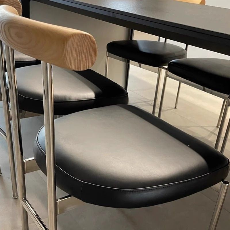 รองรับการรองรับเก้าอี้ดิกบ้านและรองรับความต้องการอินเทอร์เน็ตของดาราดีไซเนอร์เก้าอี้ 