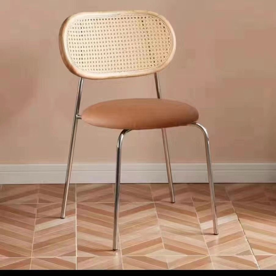 เก้าอี้พักผ่อนและเก้าอี้รองรับพนักพิงบ้านที่ทันสมัย 