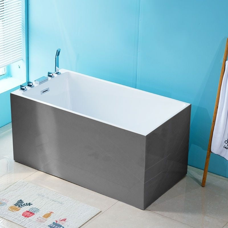 QW- Bathtub, small acrylic thick bathtub, bathroom accessories